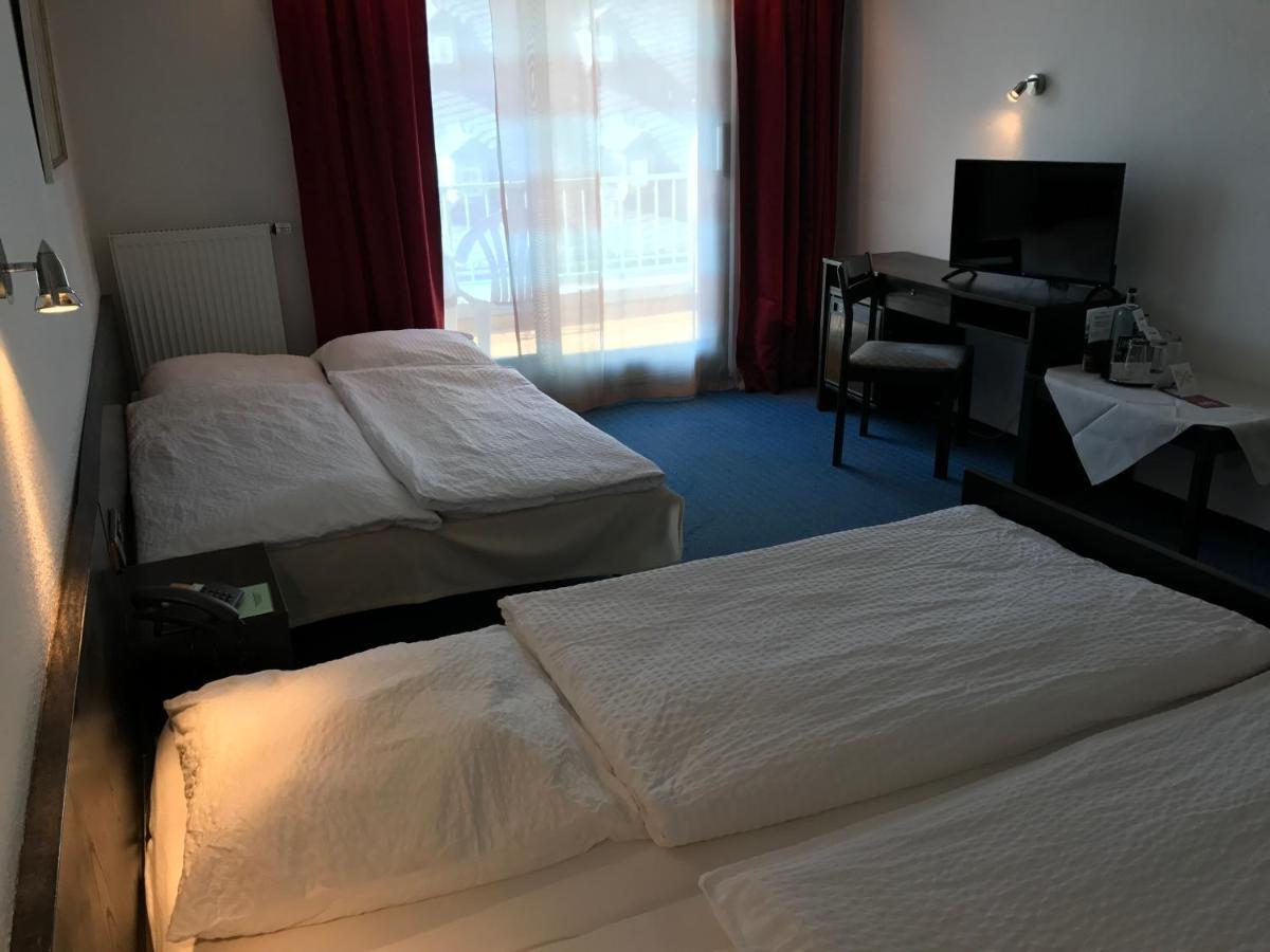 Hotel Rheinlust Boppard Bagian luar foto